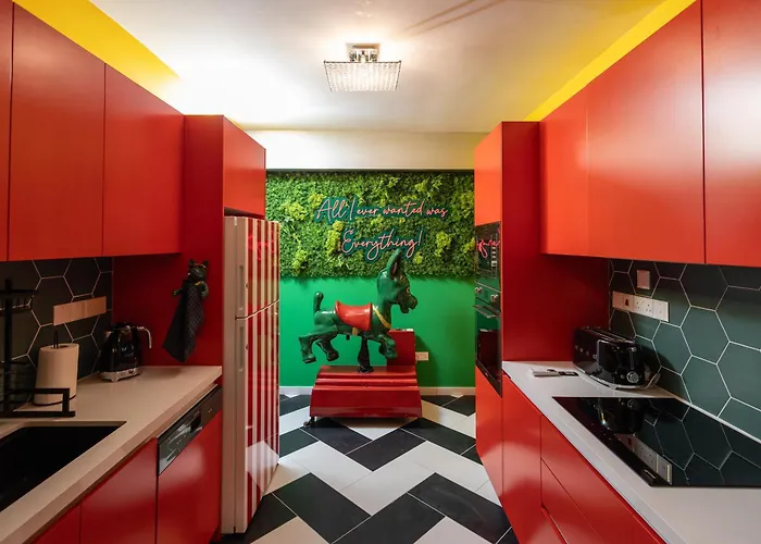Castle Holiday Apartments